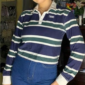 Vintage looking vans polo top!